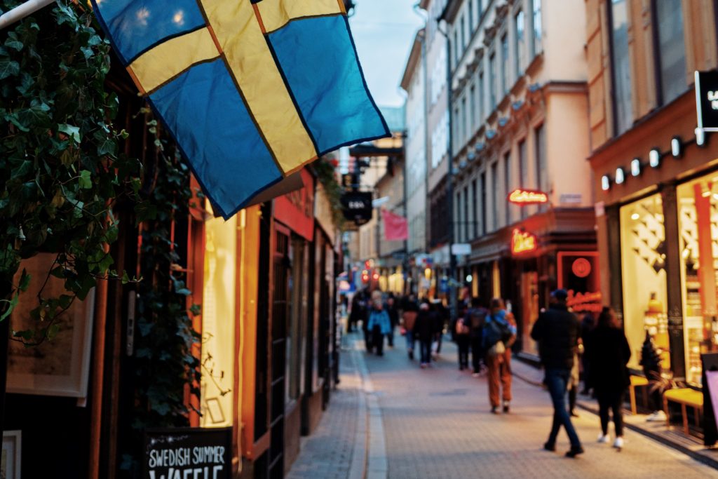 shopping in Stockholm at night